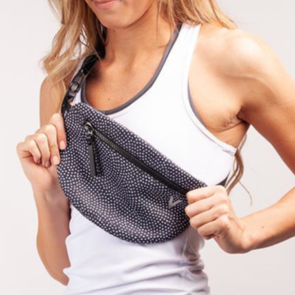 Vooray fanny pack with adjustable waist belt Navy with polka dots